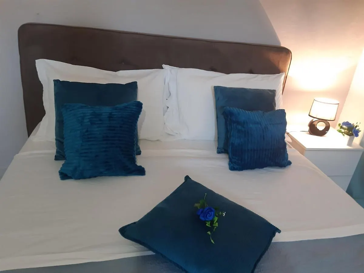 度假居 科米索Ettore Casa Vacanze别墅 意大利
